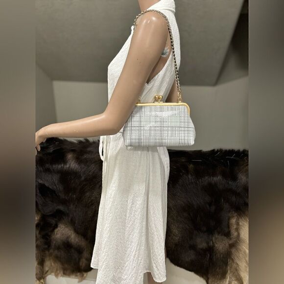 Handmade Genuine Leather Kisslock Clutch/Wristlet/Shoulder Bag & 2 Chain Styles - Picture 4 of 16